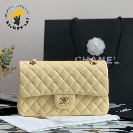 Classic Handbag Cloudy Pearly Goatskin & Gold-Tone Metal Light Yellow