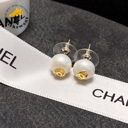 Chanel Platinum Fashion Earrings