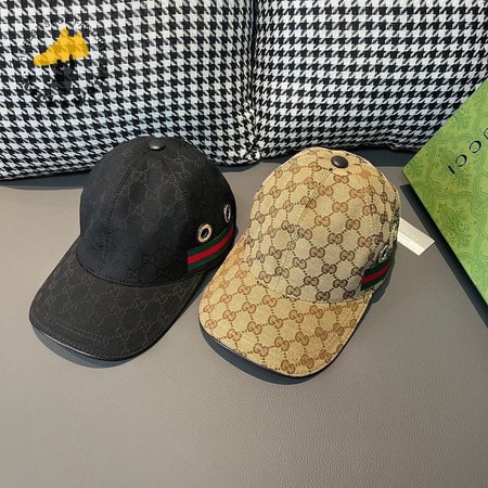 Gucci GG Canvas Baseball Hat