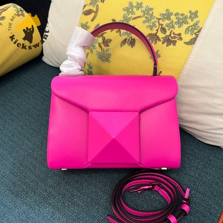 Valentino One Stud WB0L13MSN_UWT